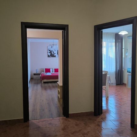 Apartments Domovik Мостова 5 Кв 37 Mukatsjeve Eksteriør bilde