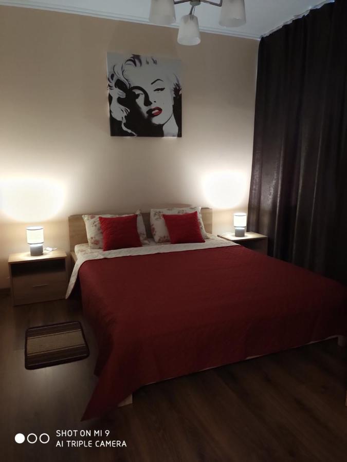 Apartments Domovik Мостова 5 Кв 37 Mukatsjeve Eksteriør bilde