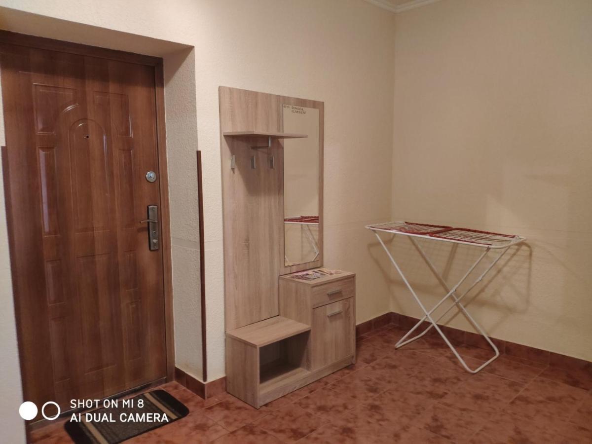 Apartments Domovik Мостова 5 Кв 37 Mukatsjeve Eksteriør bilde